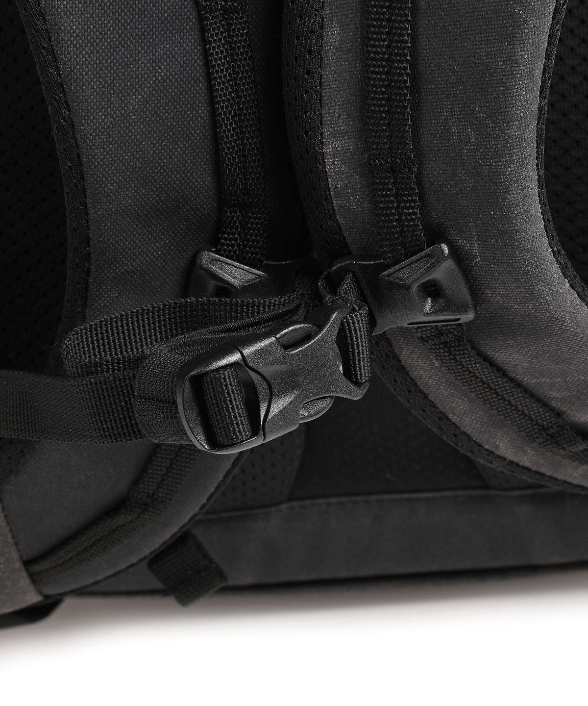 Thule Aion 28 Backpack black