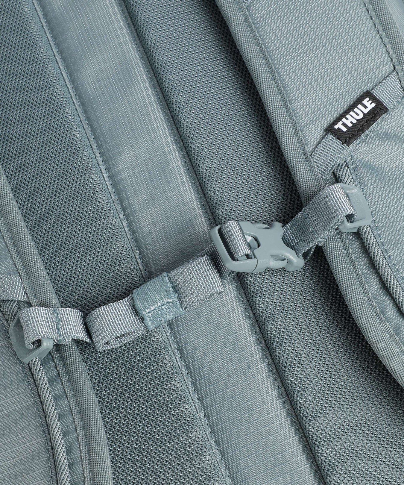 Thule AllTrail 25 Backpack pond