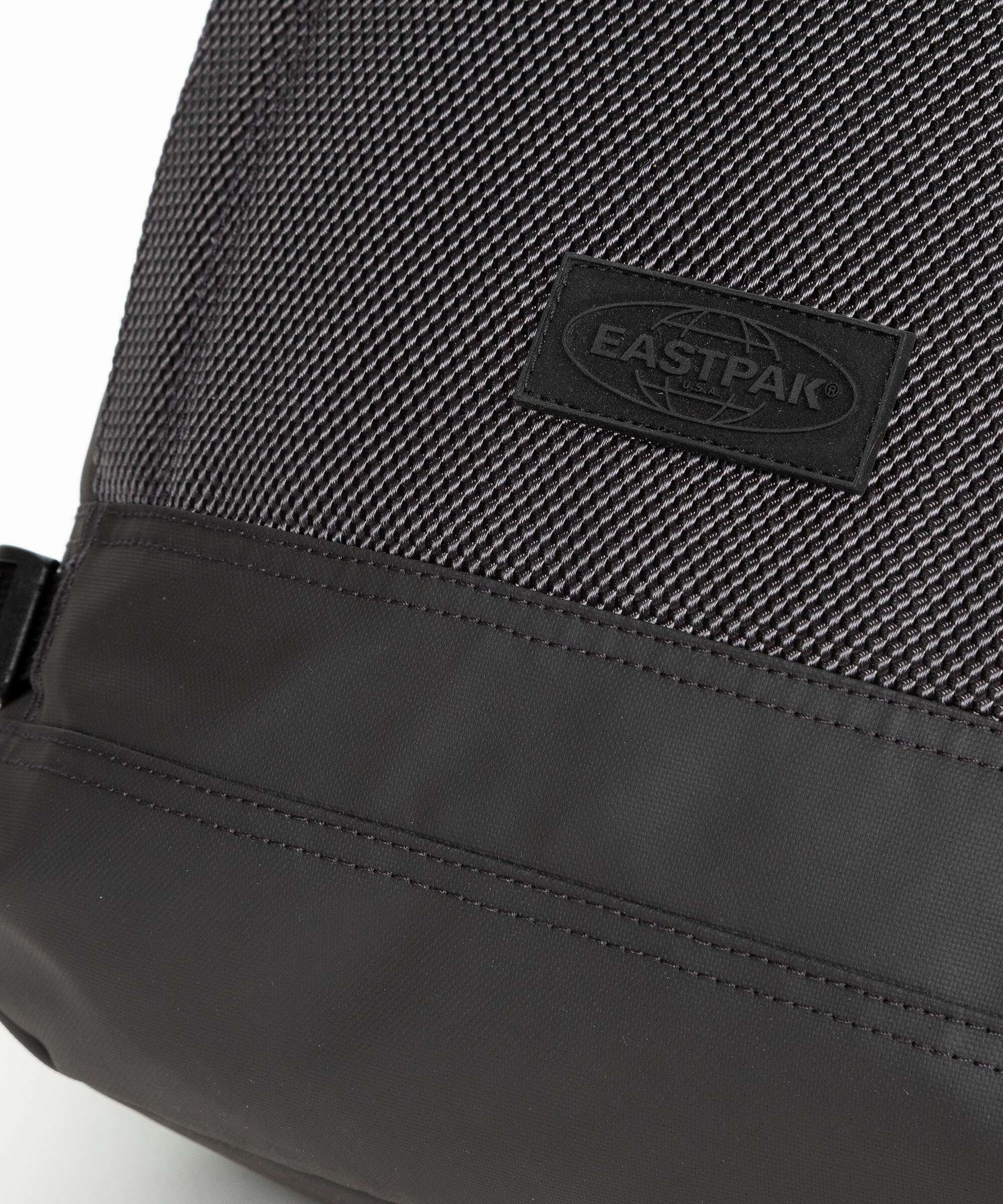 Eastpak Tecum M Backpack cnnct accent grey