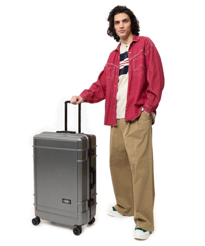 Eastpak Resist'R Case Spinner (4 wheels) brushed metal