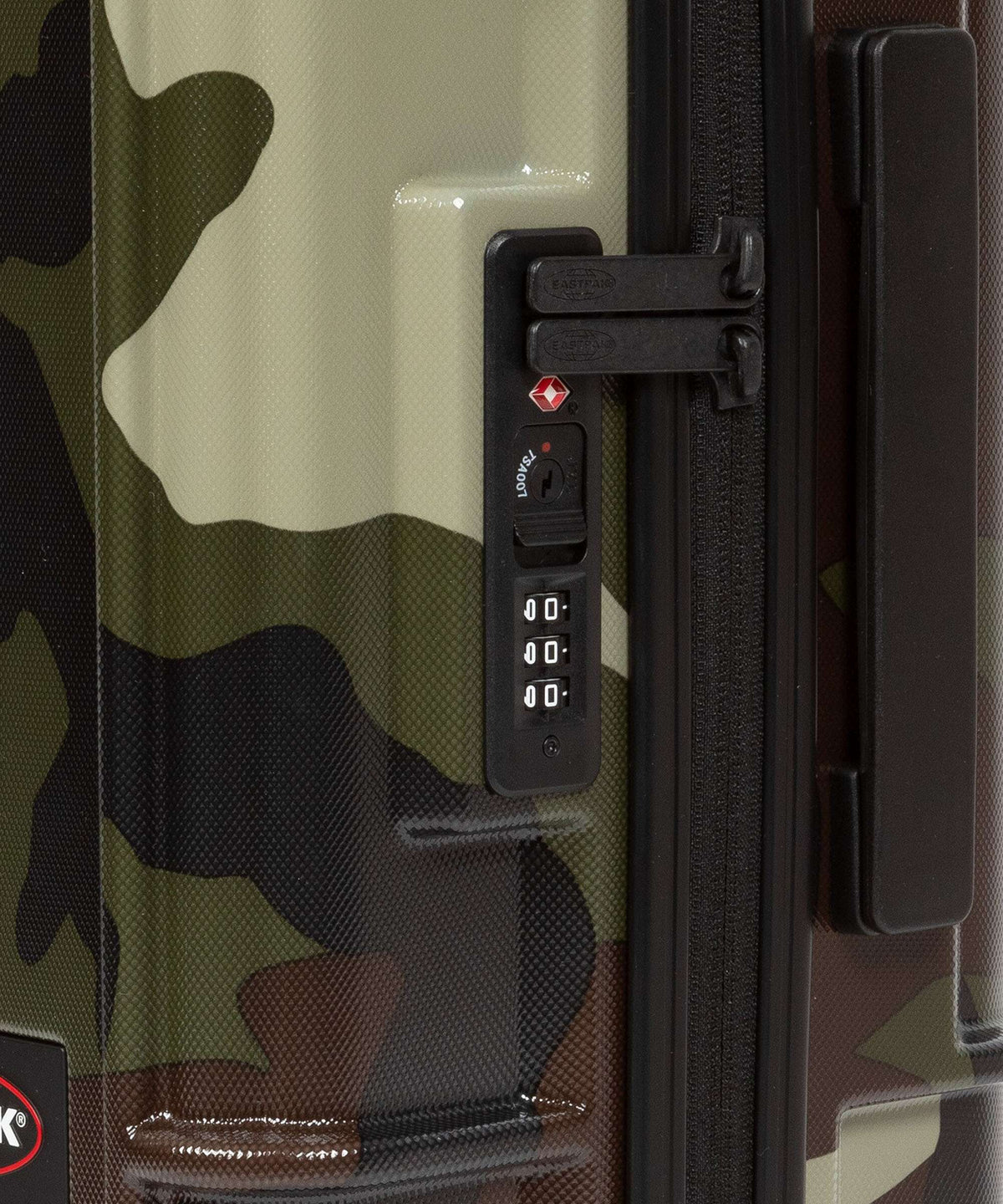 Eastpak Resist'R Zip Spinner (4 wheels) camo