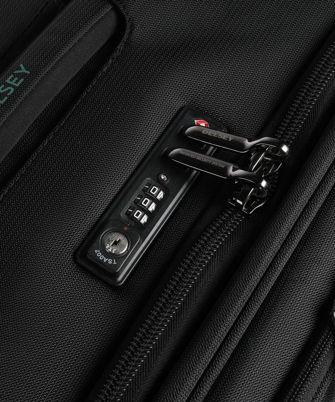 Delsey Paris Helium Dlx Spinner (4 wheels) schwarz