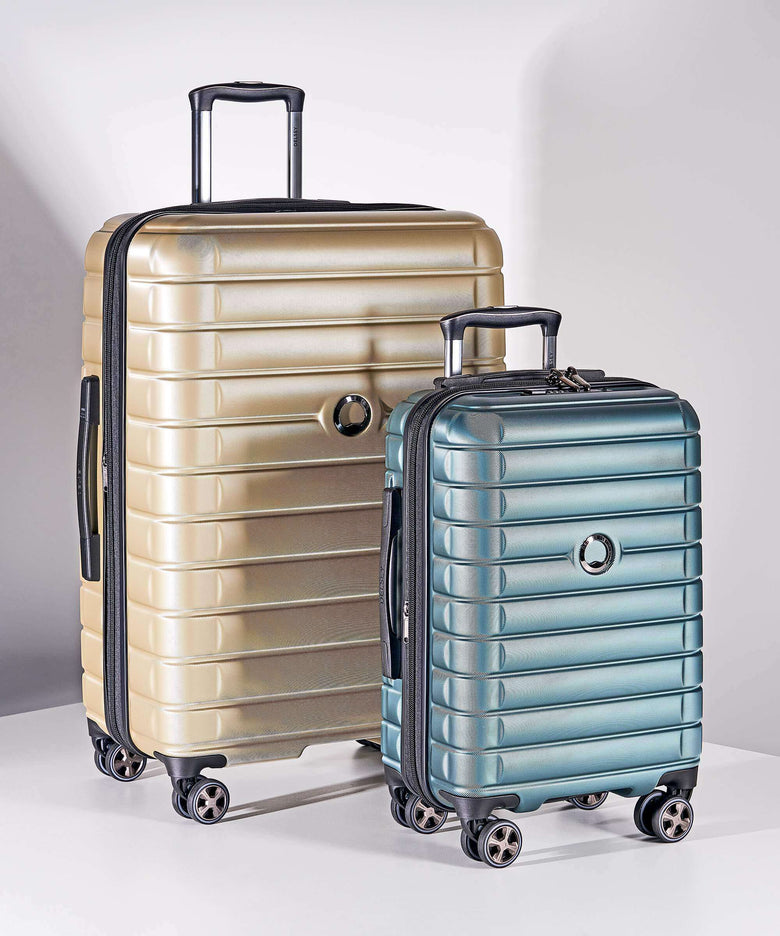 Delsey Paris Shadow 5.0 Spinner (4 wheels) grün