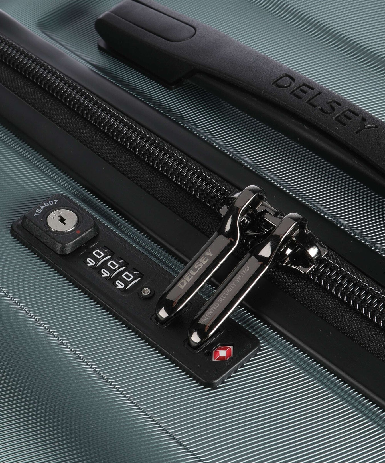 Delsey Paris Shadow 5.0 Spinner (4 wheels) gruen