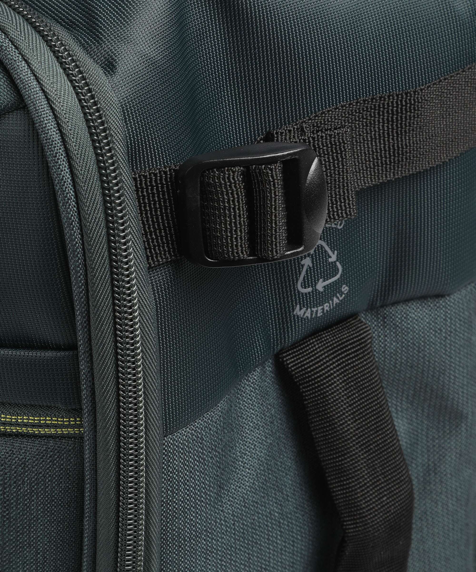 Delsey Paris Brochant 3 Travel backpack kieferngrün