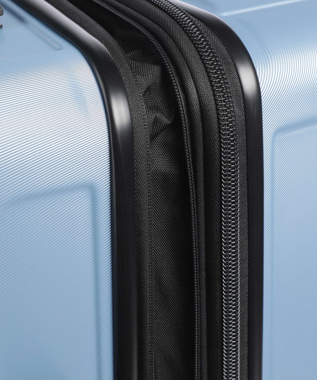 Delsey Paris Longitude Spinner (4 wheels) blue