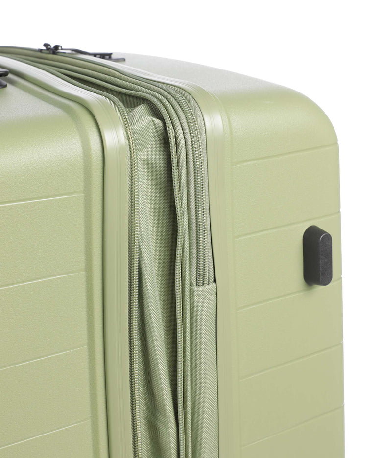 Jump Striper Spinner (4 wheels) light green