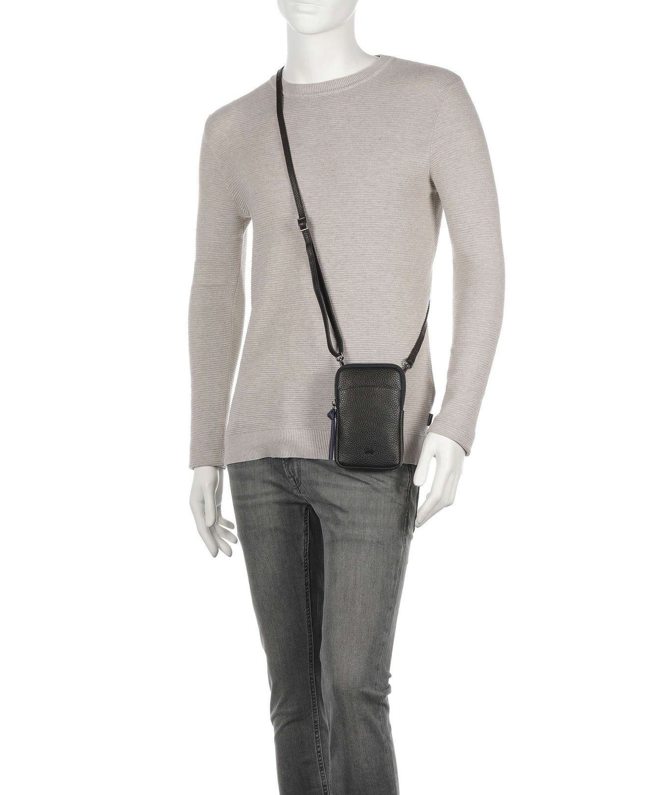 Braun Büffel Novara Phone bag choco