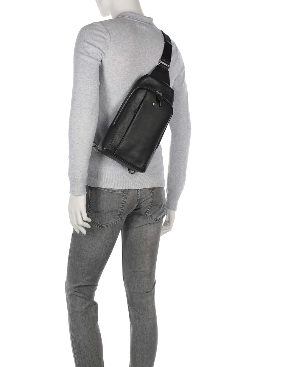 Braun Büffel Golf Sling bag black