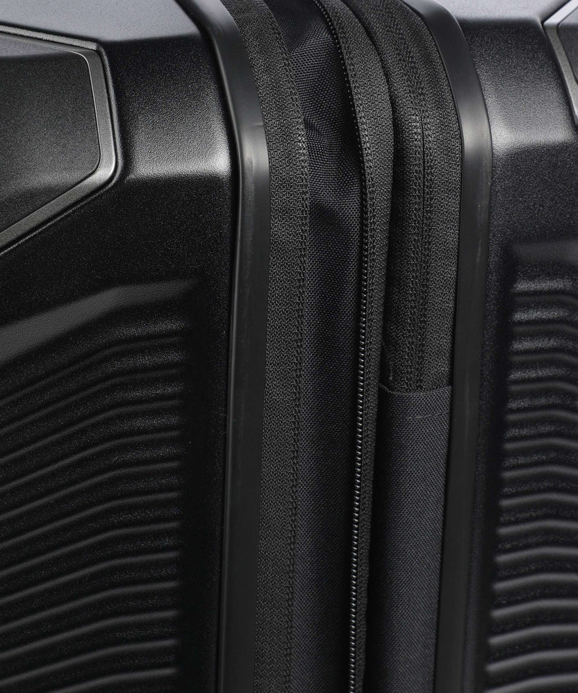 Travelite Millenium Spinner (4 wheels) black