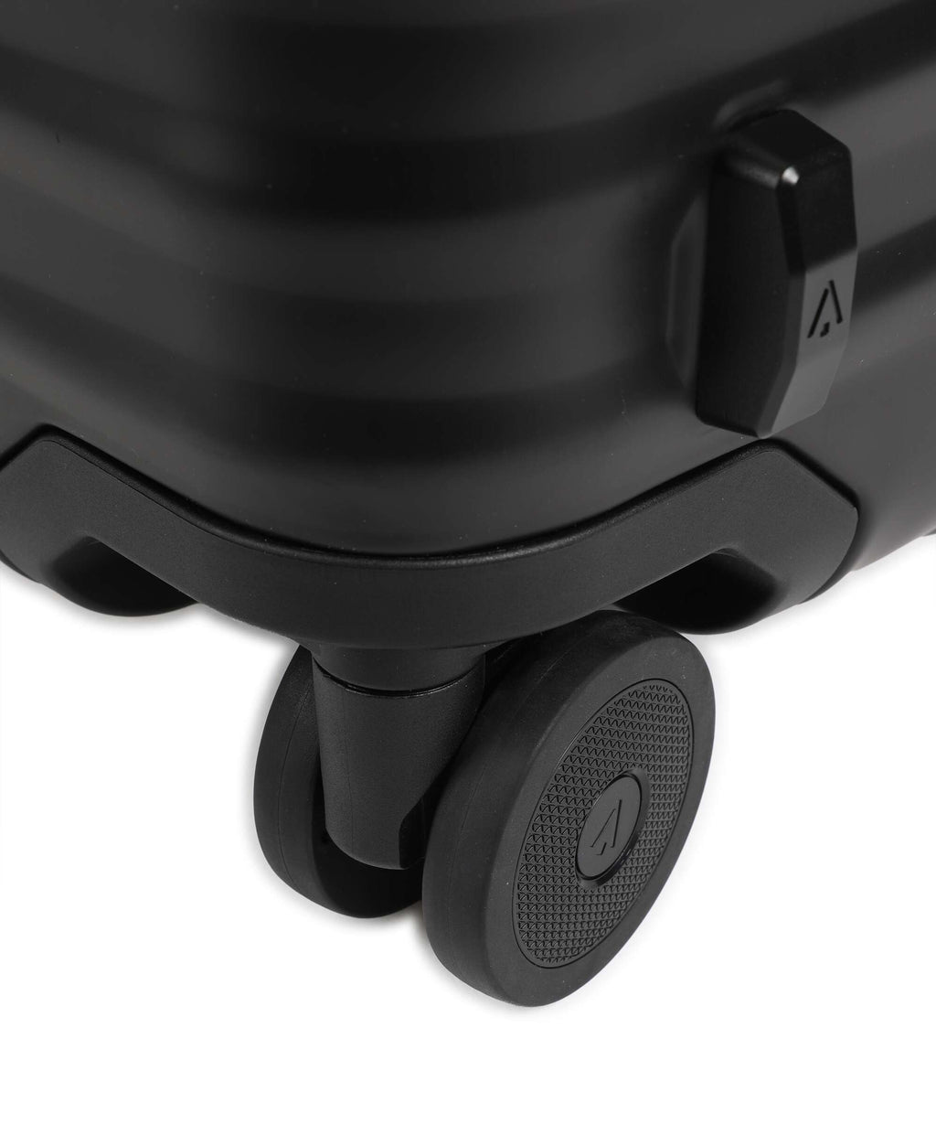 Titan Eternity Spinner (4 wheels) black