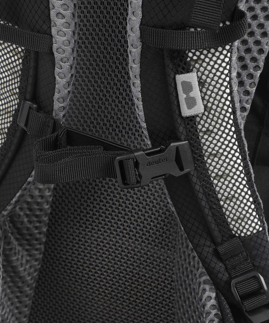 Deuter Futura 26 Hiking backpack black