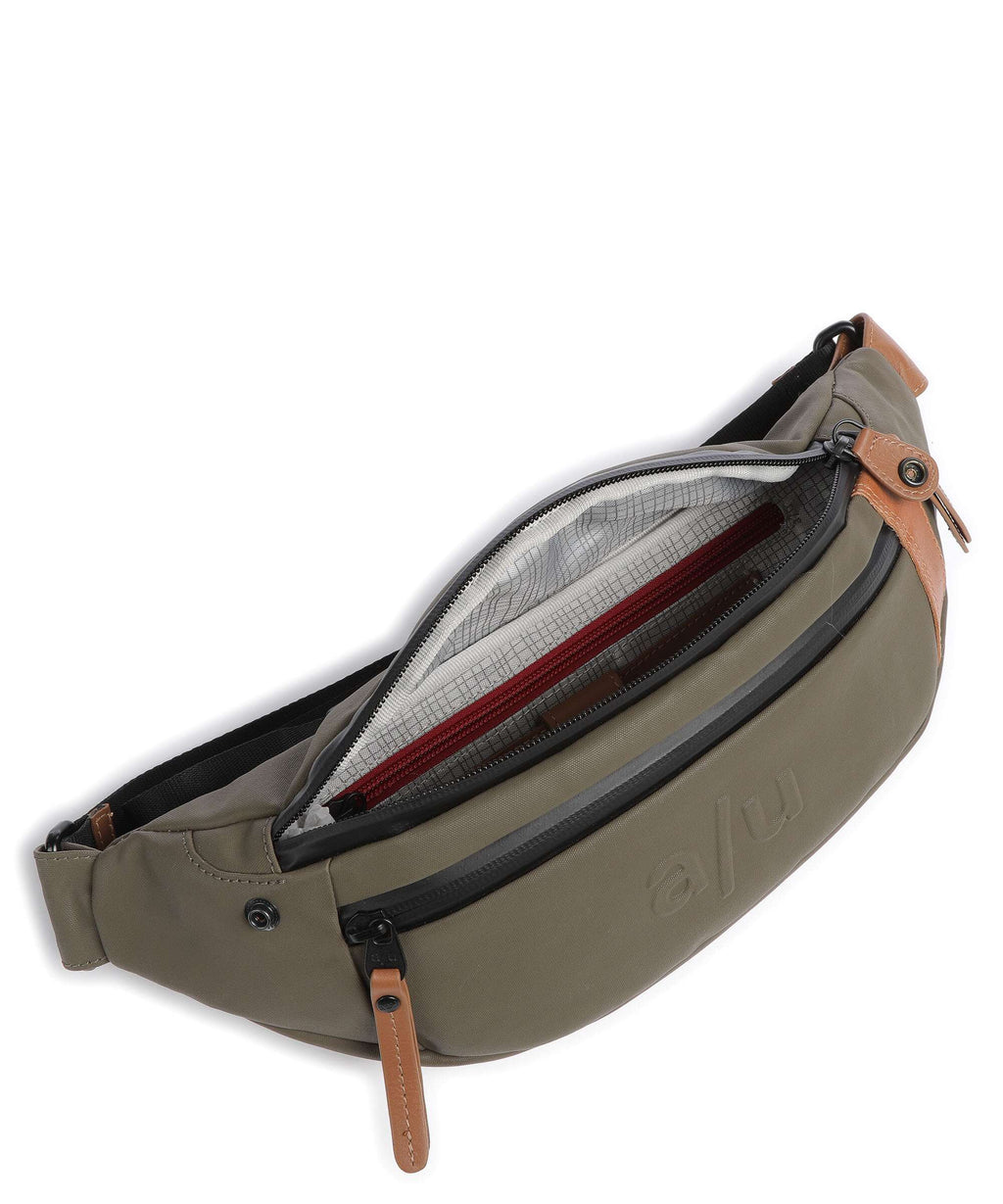 Aunts & Uncles Japan Ichikawa Fanny pack fallen rock