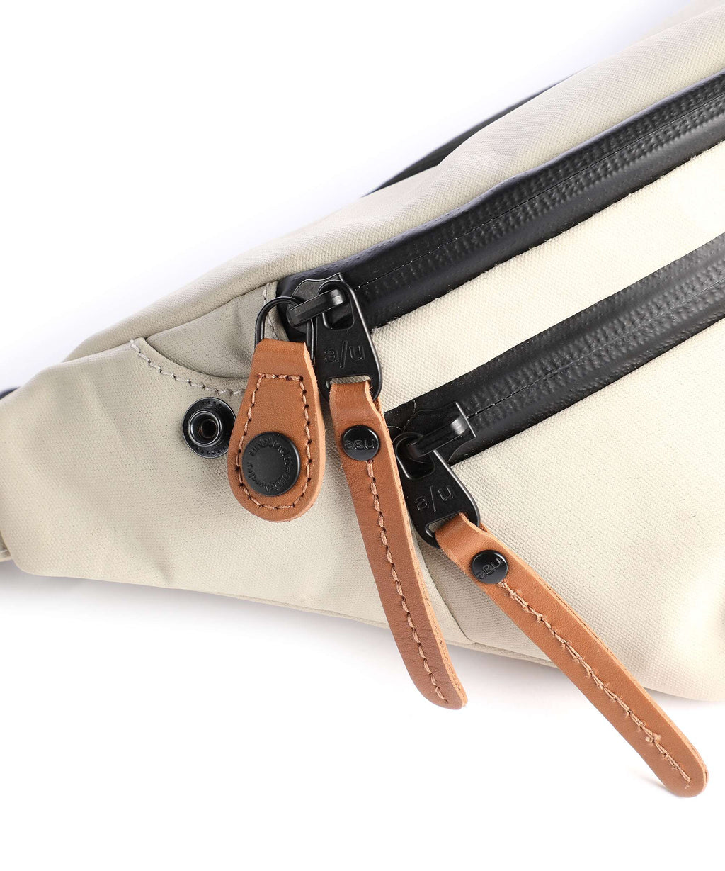 Aunts & Uncles Japan Ichikawa Fanny pack dust