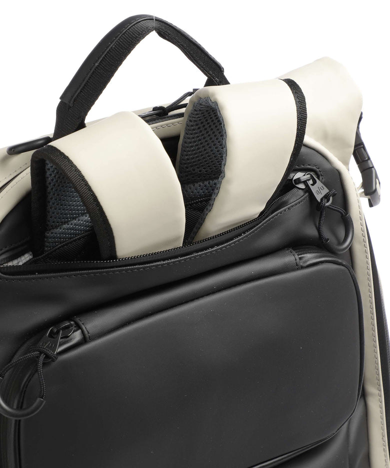 Aunts & Uncles Japan Nishi Yachiyo Nishi Cycling backpack sand