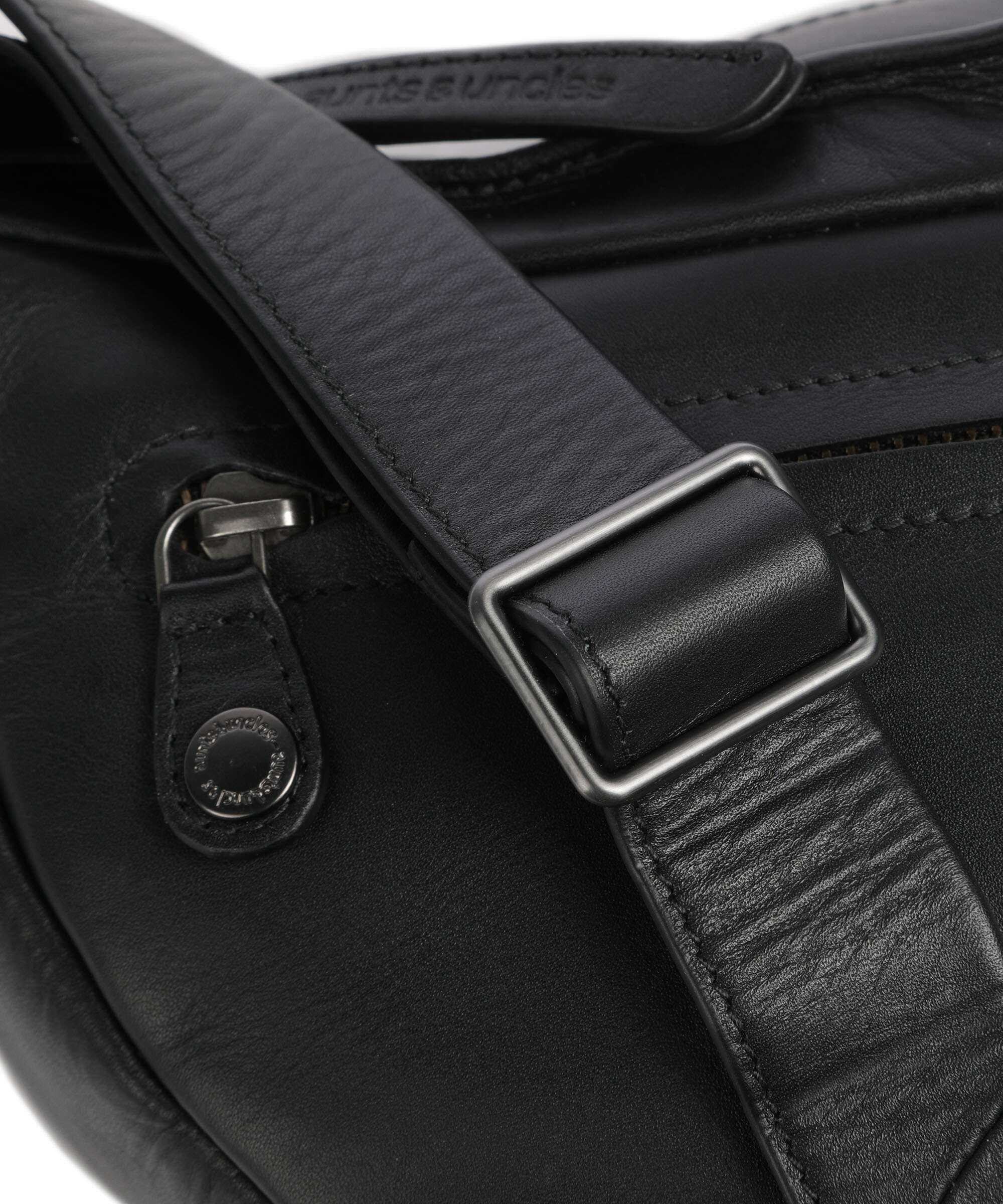 Aunts & Uncles Jamie's Orchard Crocus Shoulder bag jet black