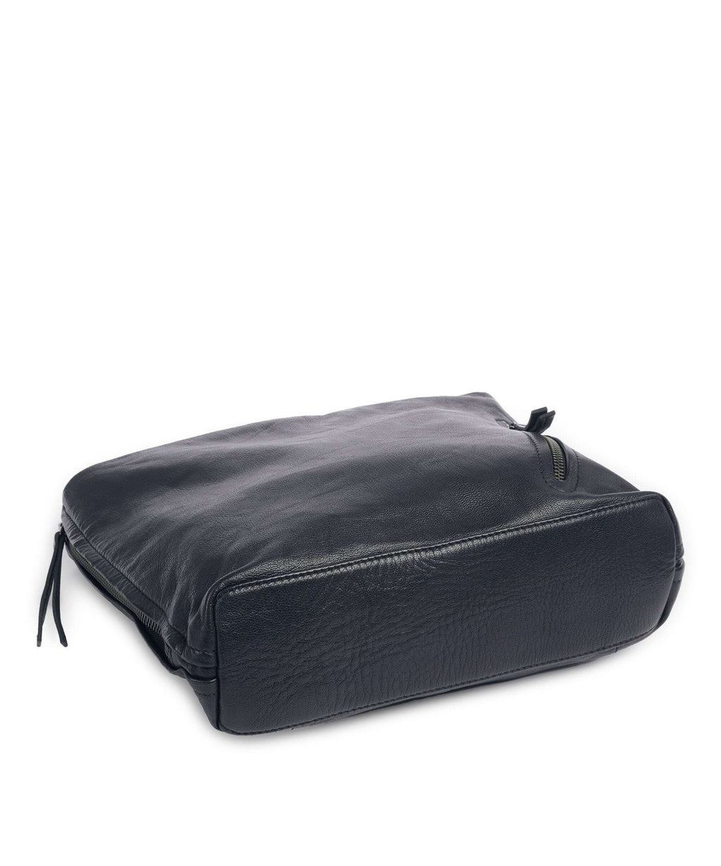 Aunts & Uncles Guerilla Gardeners Ashley Crossbody bag tap shoe