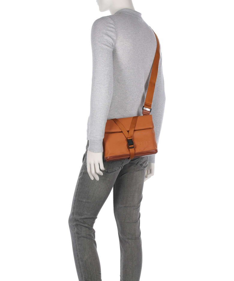 Aunts & Uncles Japan Yao Crossbody bag honey ginger