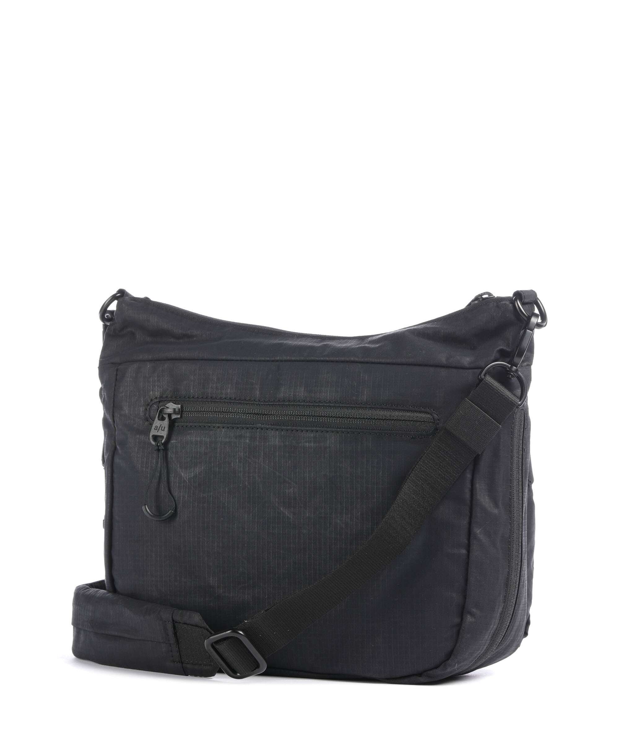 Aunts & Uncles Japan RE lite Nanuki Crossbody bag black