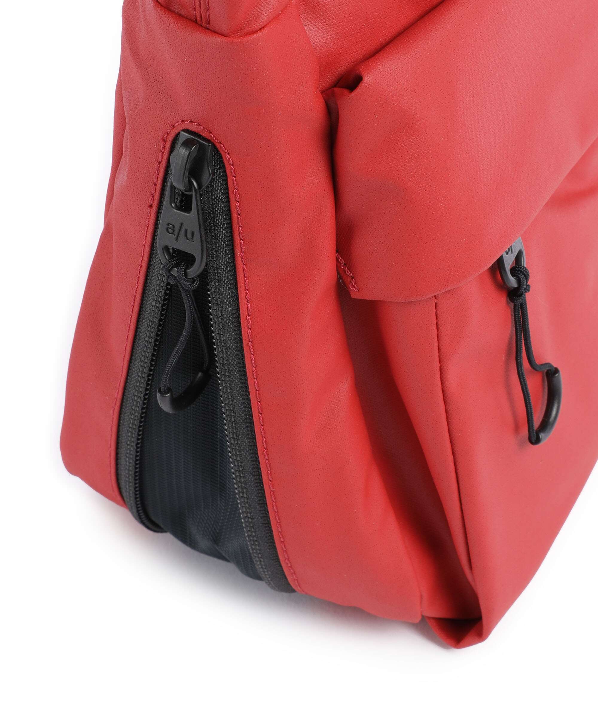 Aunts & Uncles Japan RE lite Nanuki Crossbody bag red