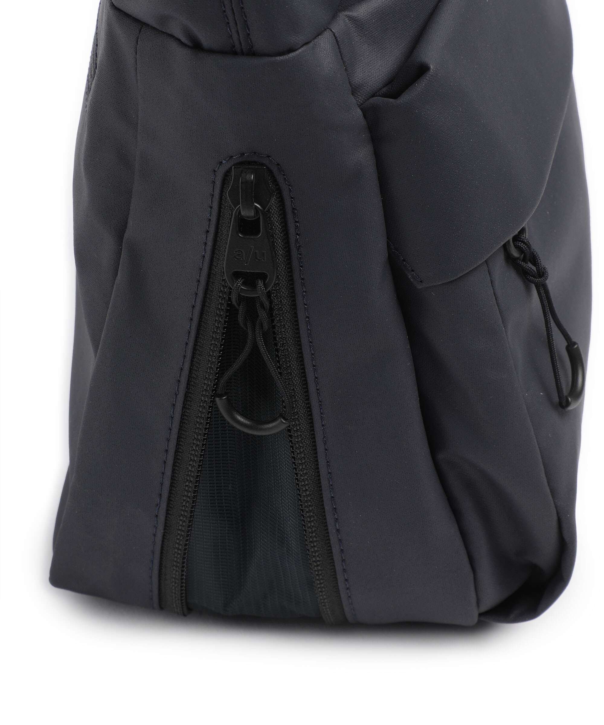 Aunts & Uncles Japan RE lite Nanuki Crossbody bag outer space