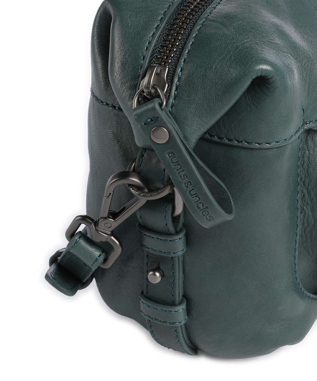 Aunts & Uncles Grandma's Luxury Club Mrs. Cannoli Crossbody bag green jewel