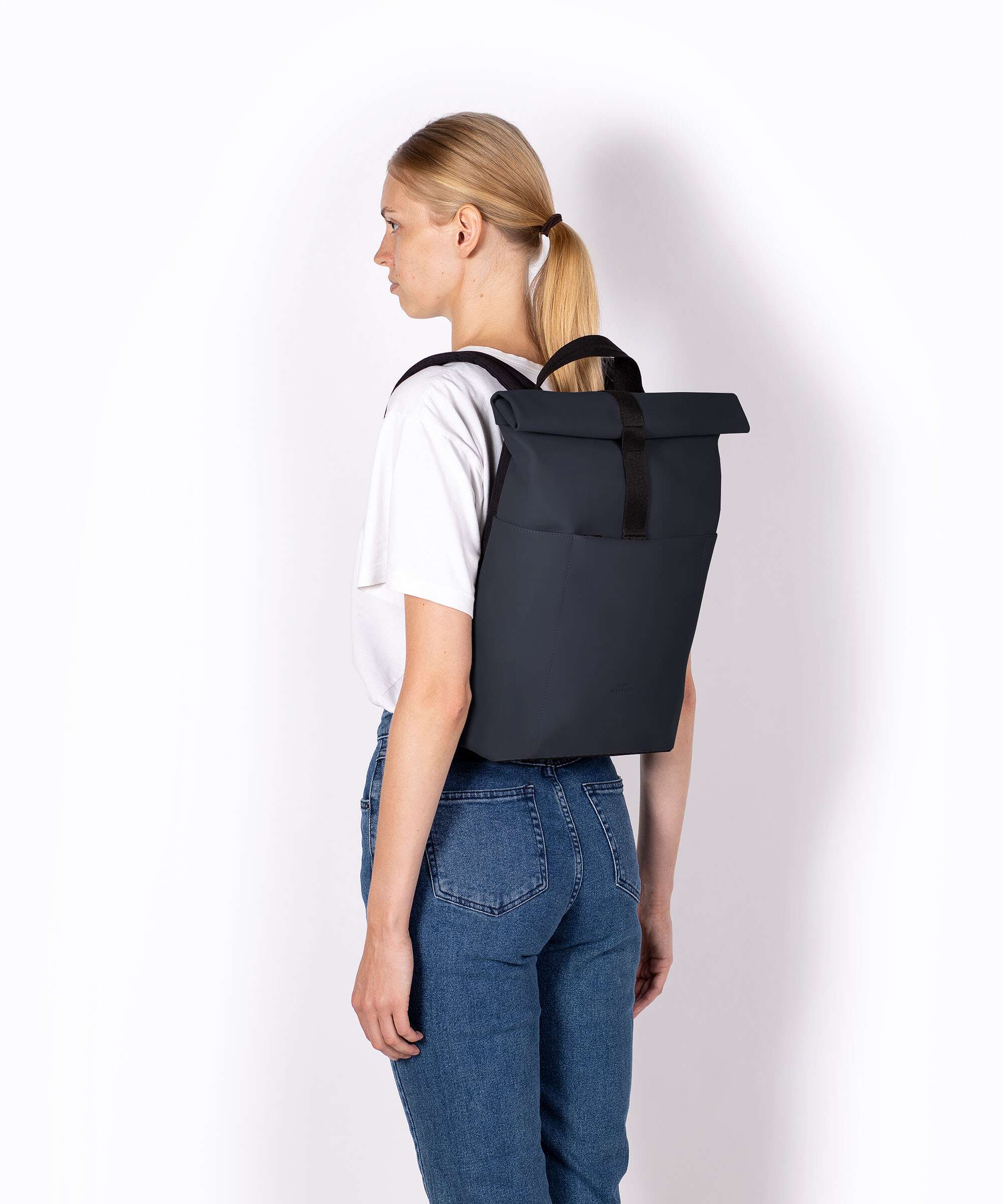 Ucon Acrobatics Lotus Hajo Mini Rolltop backpack dark navy