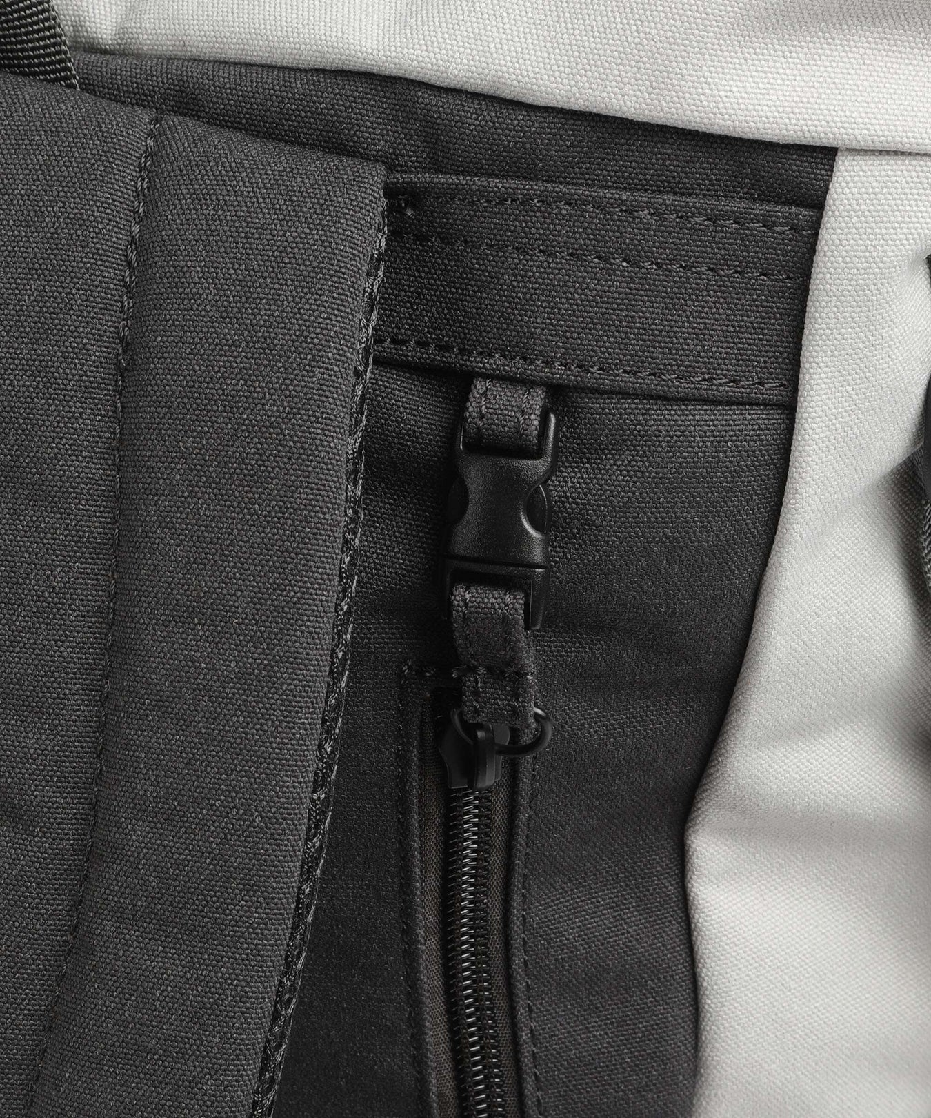 Doughnut Mediative Jetpack Rolltop backpack ground/sand