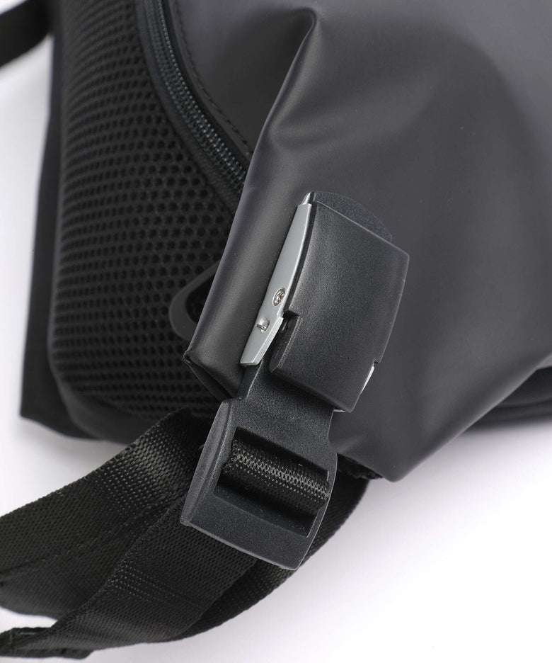 Côte&Ciel Obsidian Isarau Fanny pack black