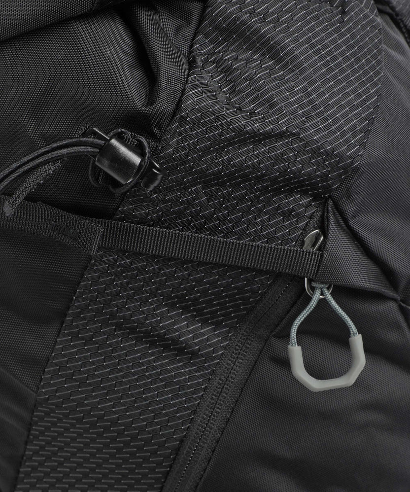 Gregory Arrio 24 Rc Hiking backpack flame black