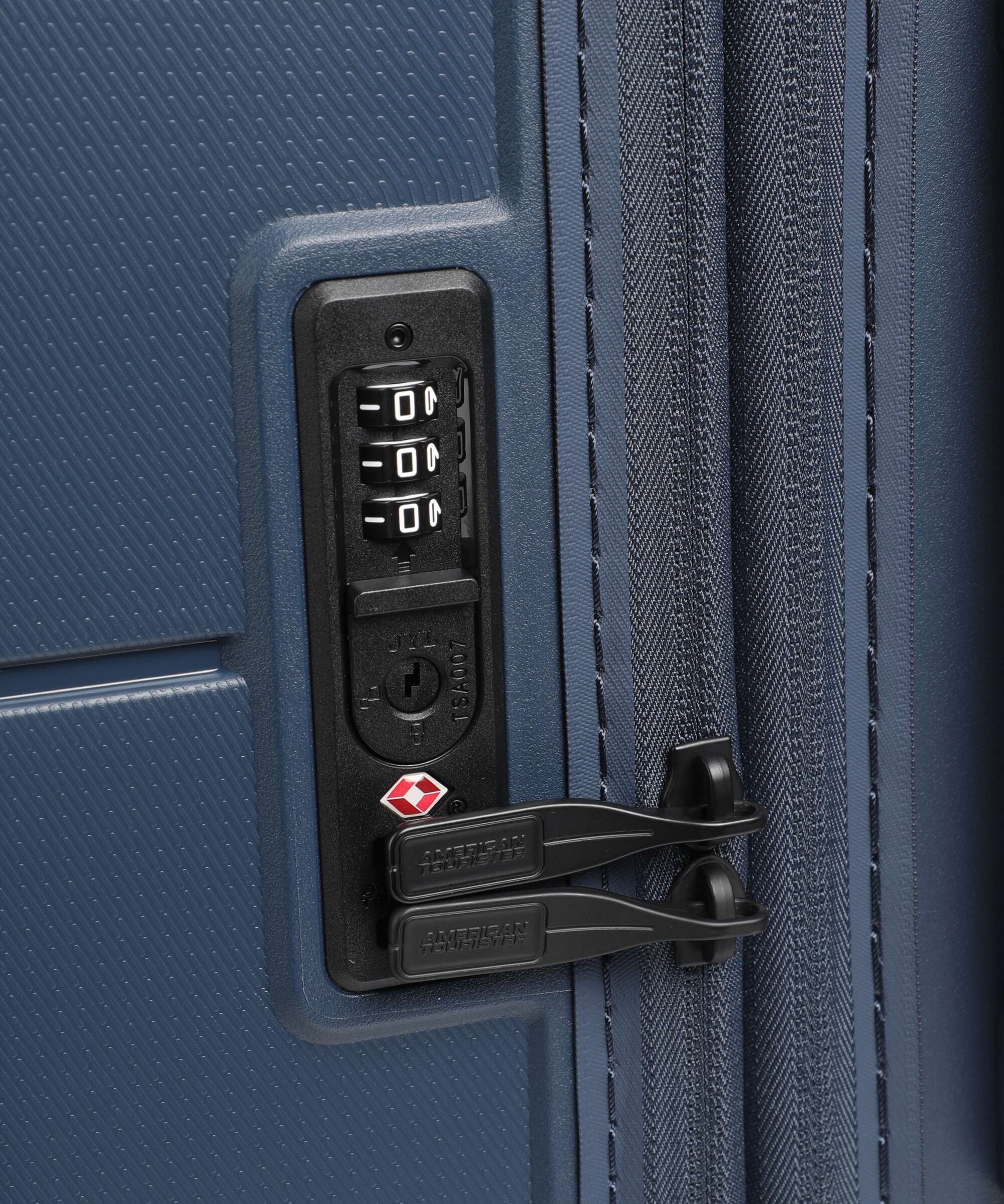 American Tourister Dashpop Spinner (4 wheels) midnight blue