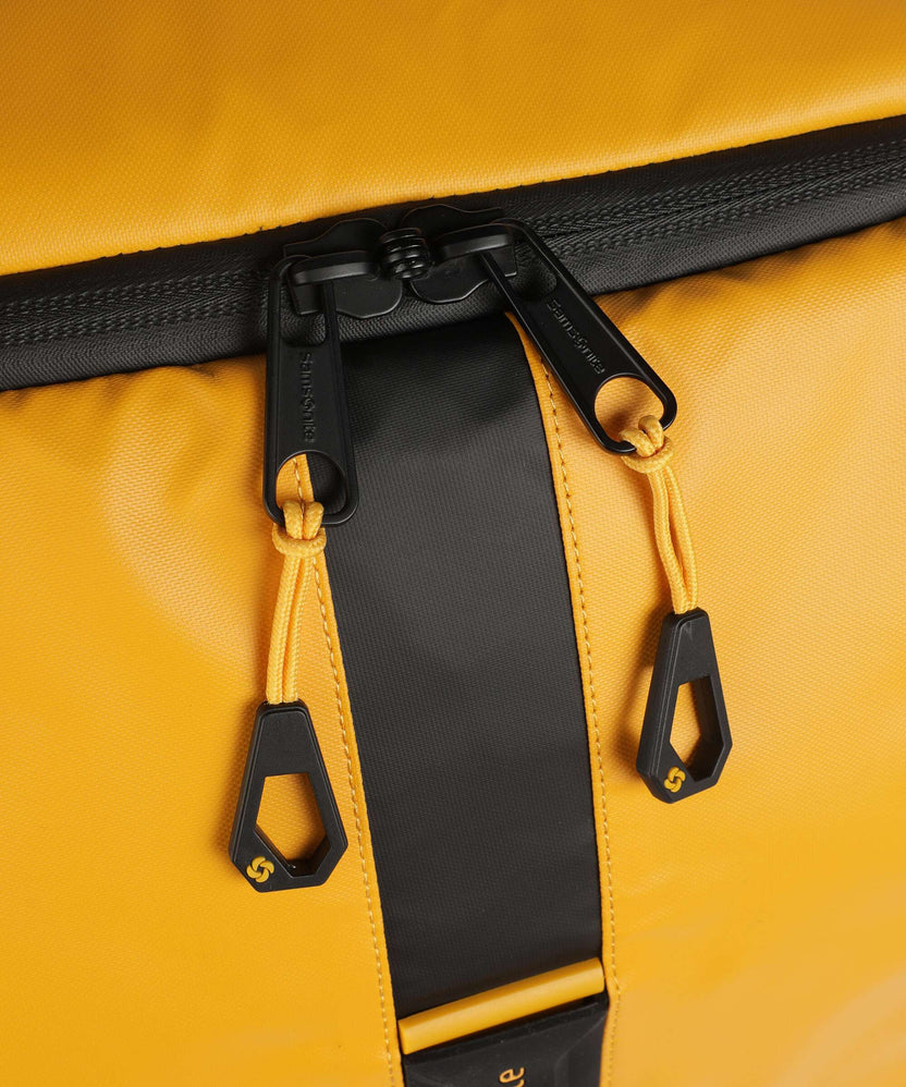 Samsonite Paradiver Light Travel bag with wheels yellow