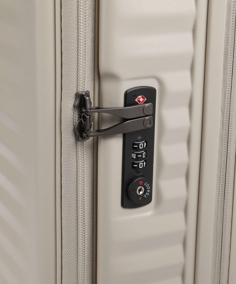 Echolac Celestra FA L Spinner (4 wheels) vanilla cream