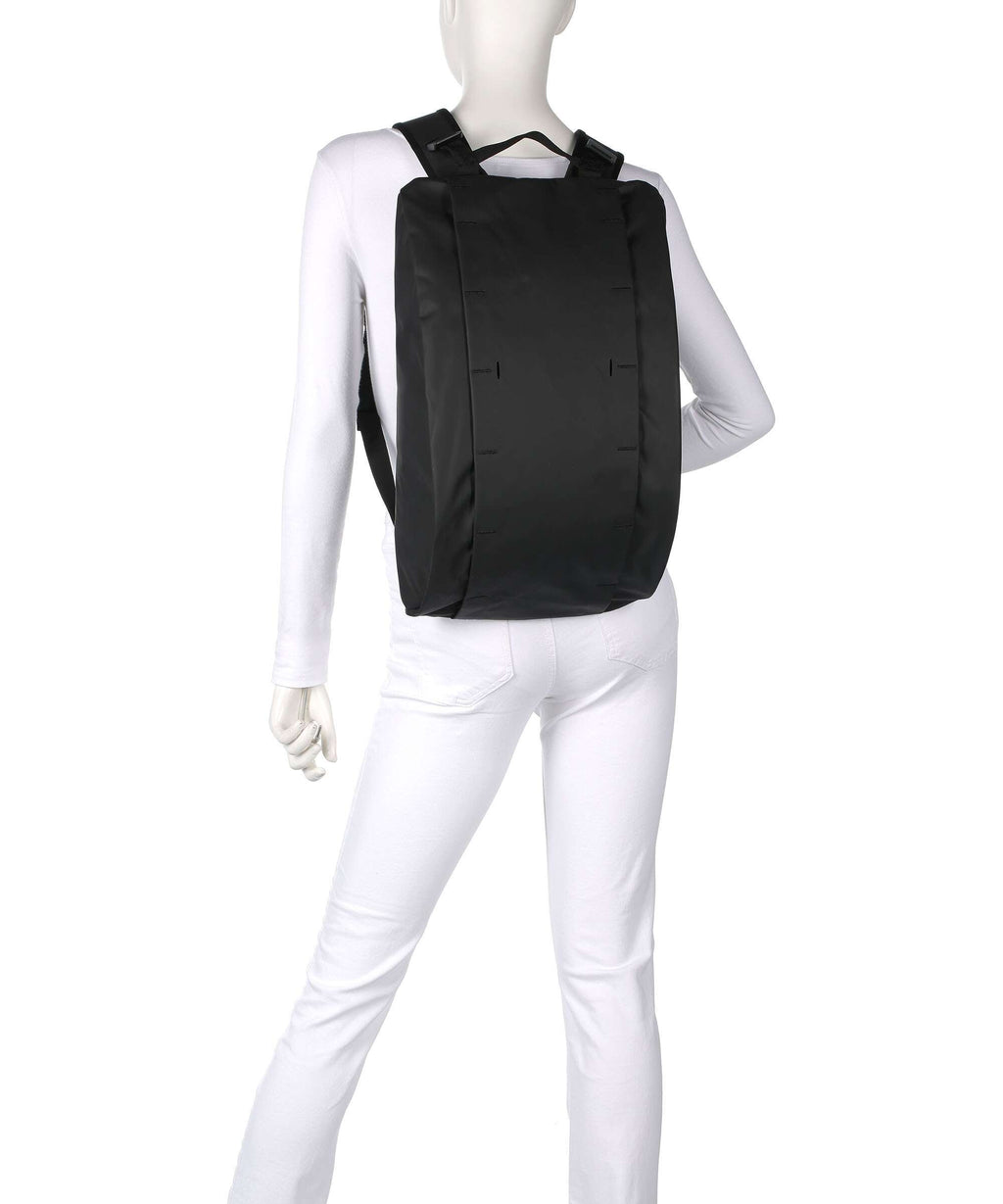 Db Hugger 15 Backpack black out