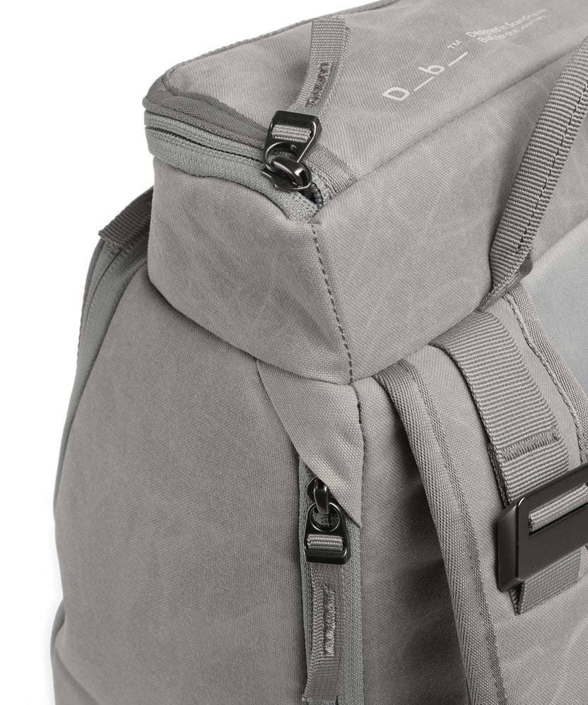 Db Hugger 20L Backpack sand grey