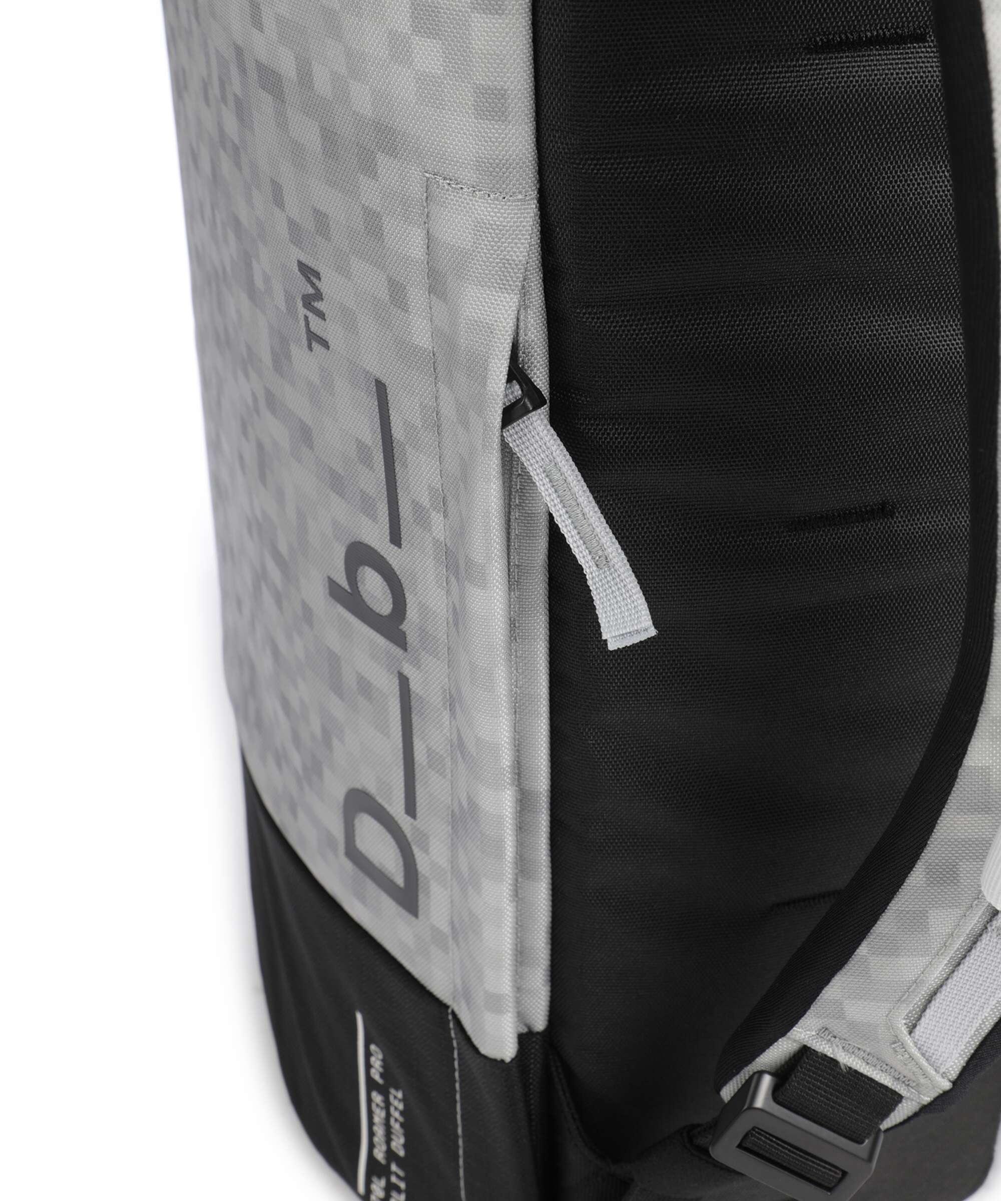 Db Roamer Pro 70 Travel backpack white noise