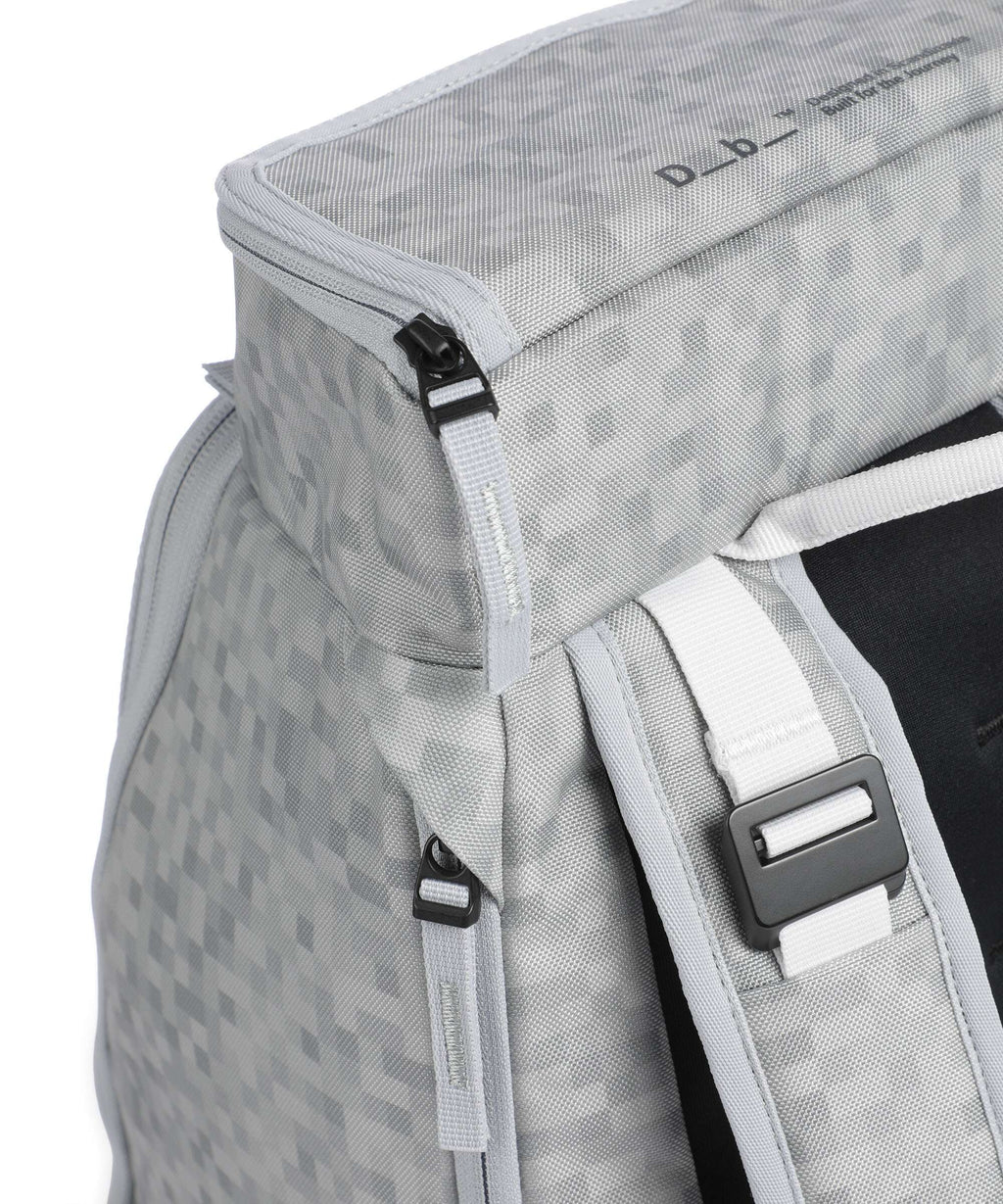 Db Hugger 30 Backpack white noise
