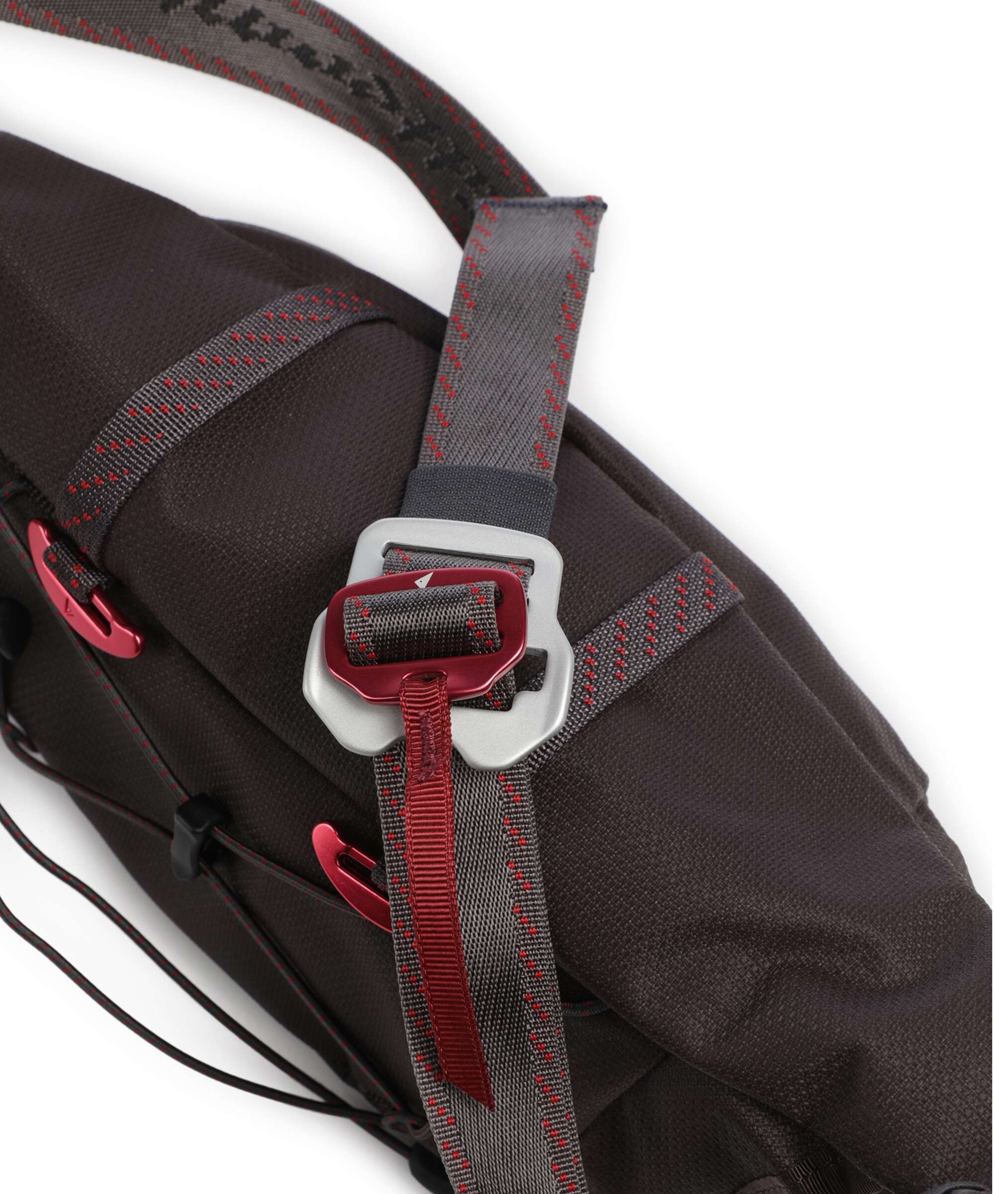 Klättermusen Eldner Belt bag brown umber
