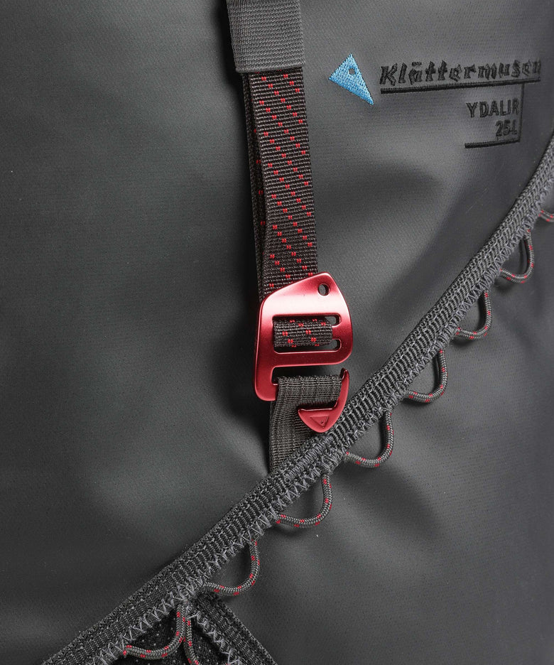 Klättermusen Ydalir 25L Weekend bag raven
