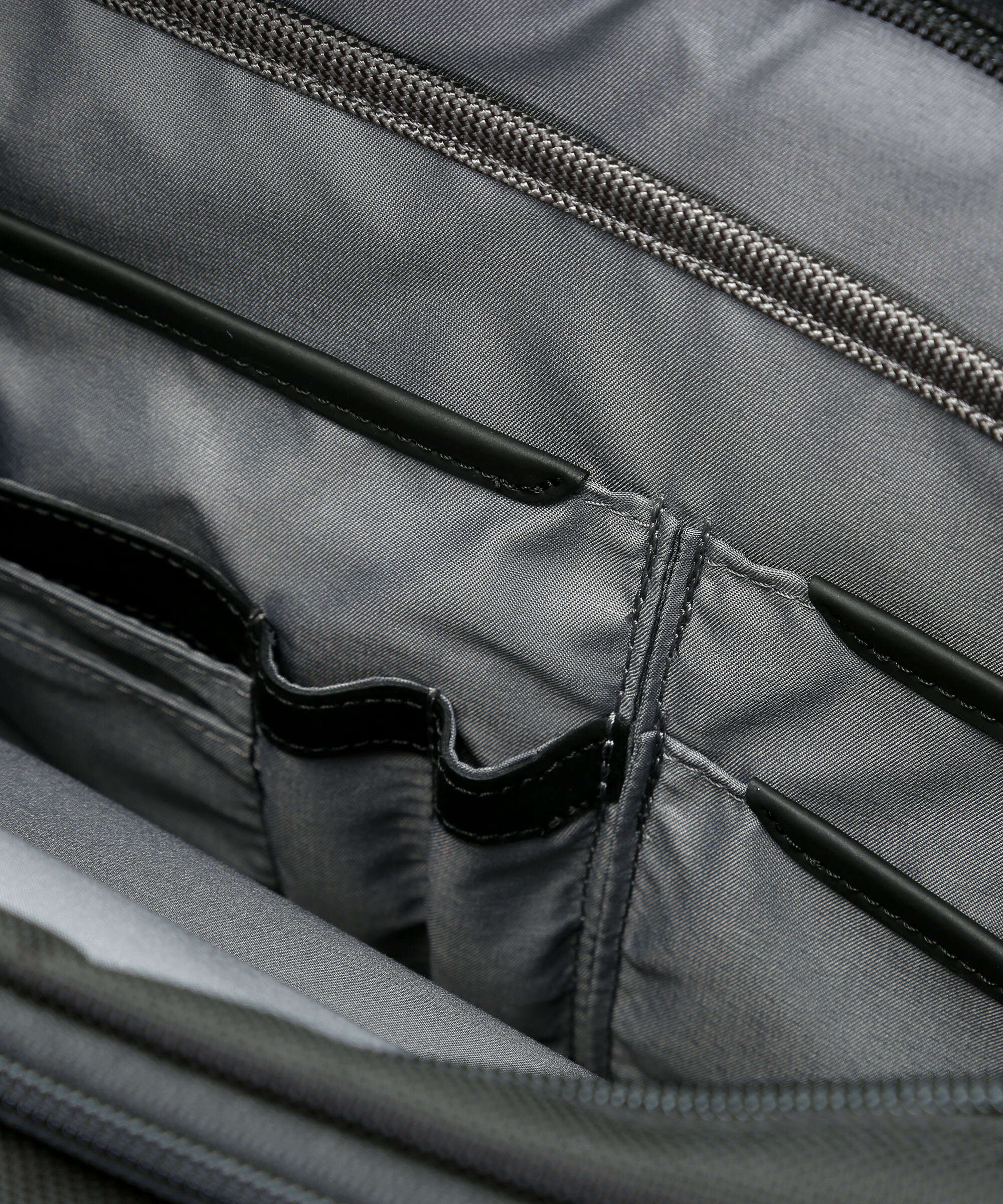 tumi Alpha 3 Briefcase black