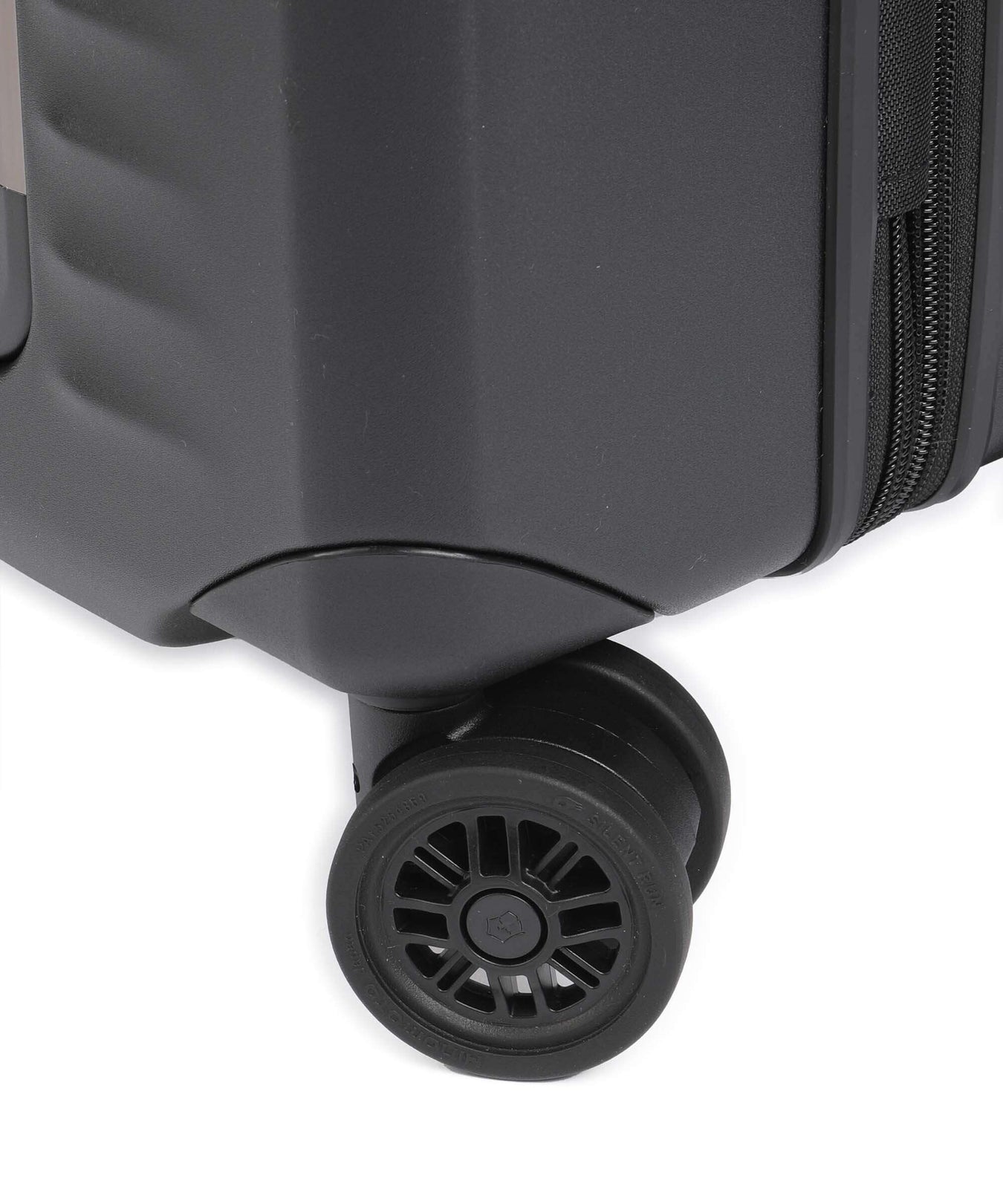 Victorinox Airox Advanced FFQ Spinner (4 wheels) black