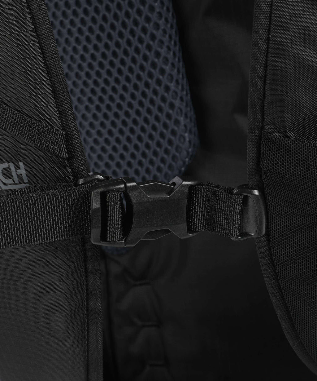 Bach Molecule 30 L Hiking backpack black