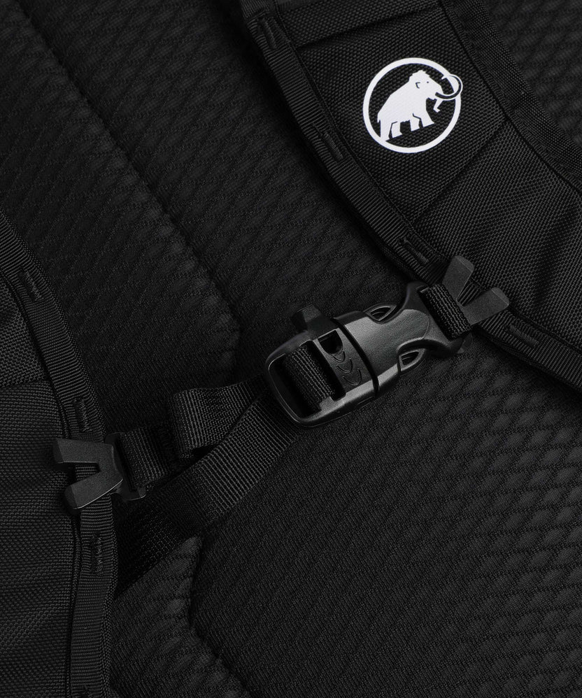 Mammut Nirvana 22 Hiking backpack mammut red/black