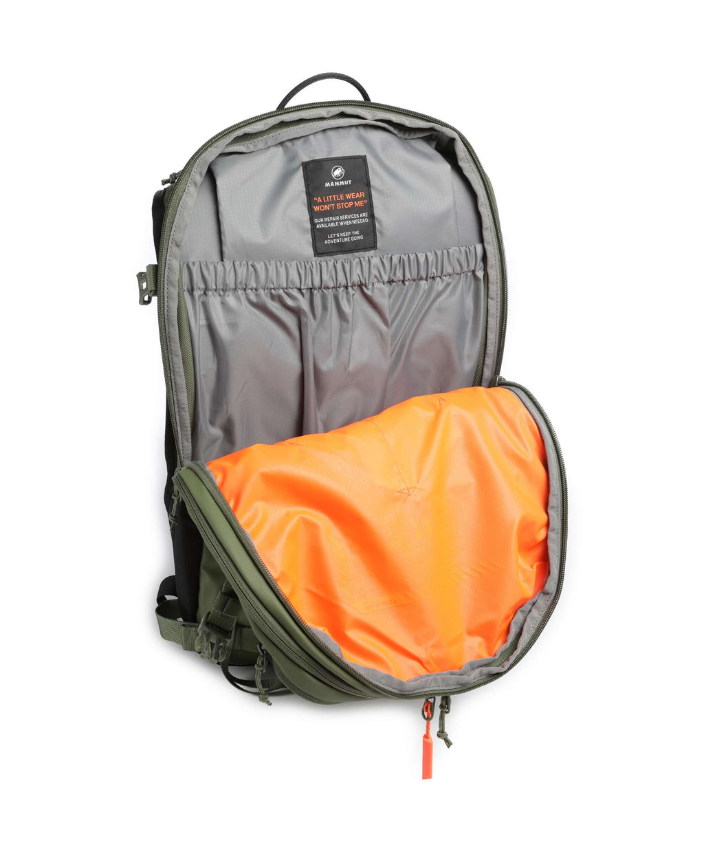 Mammut Nirvana 18 Hiking backpack marsh/black