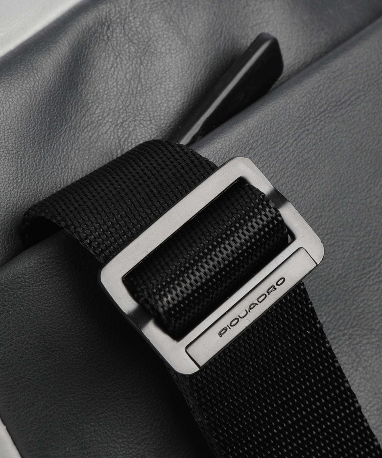 Piquadro Urban Crossbody bag grey/black