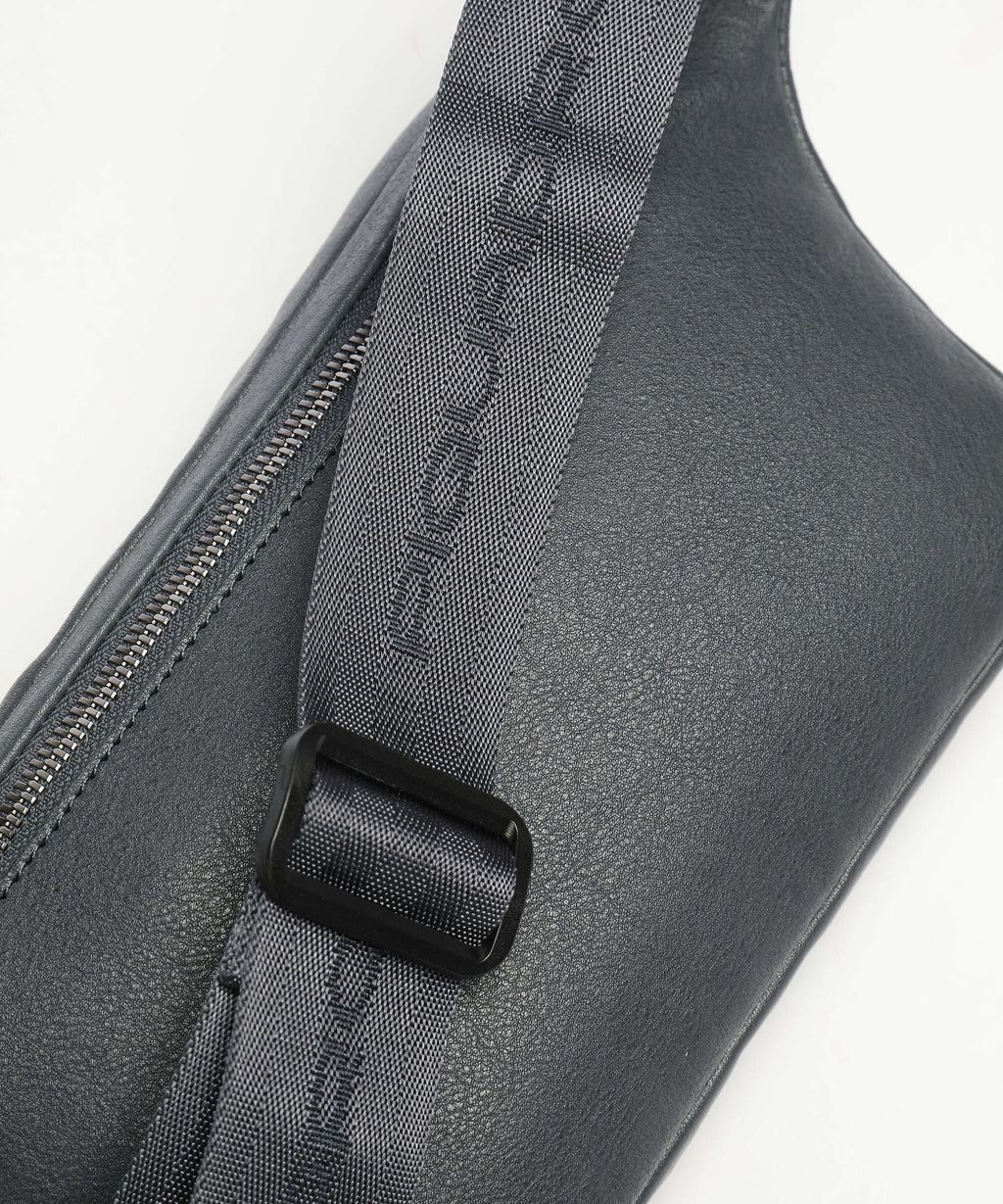 Piquadro Black Square Belt bag blue ocean