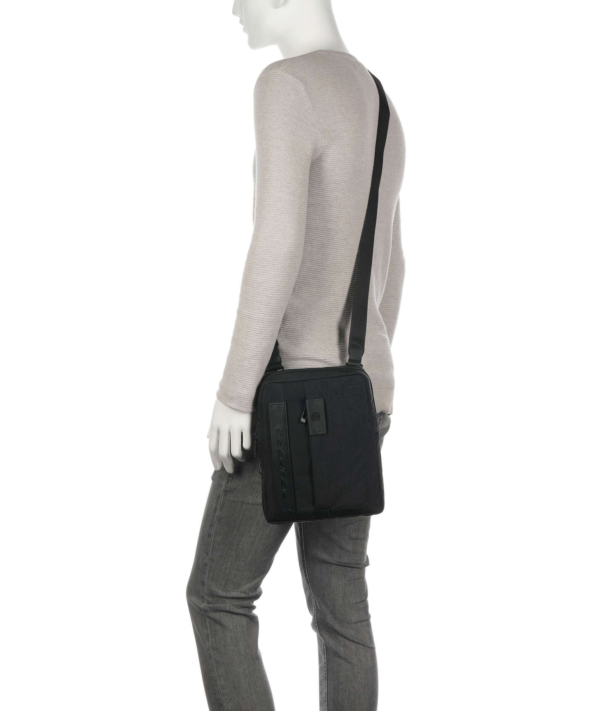 Piquadro Akron Crossbody bag black