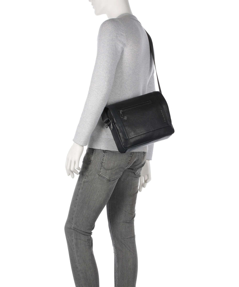 Piquadro S134 Messenger bag black