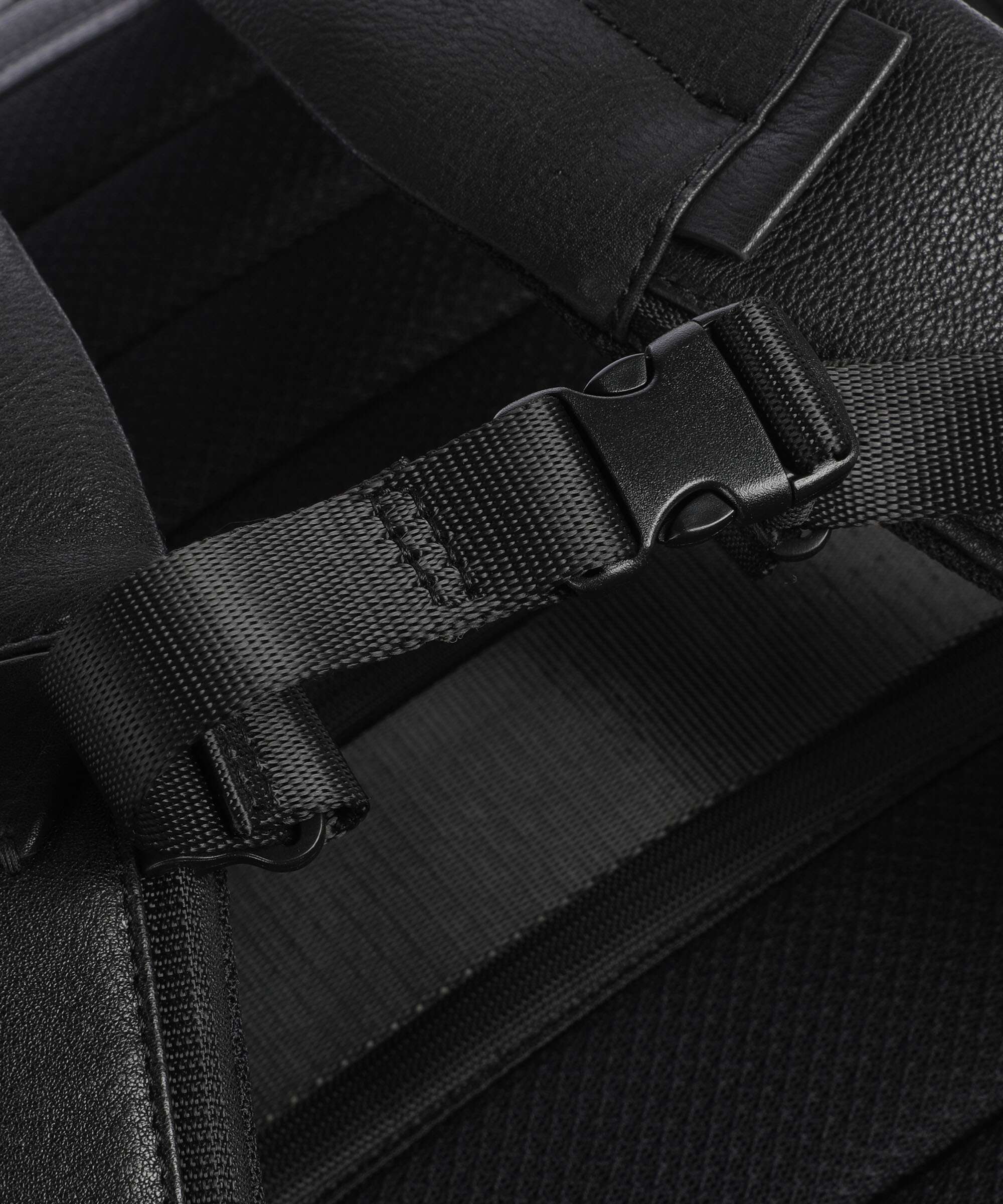 Piquadro S134BM Backpack black
