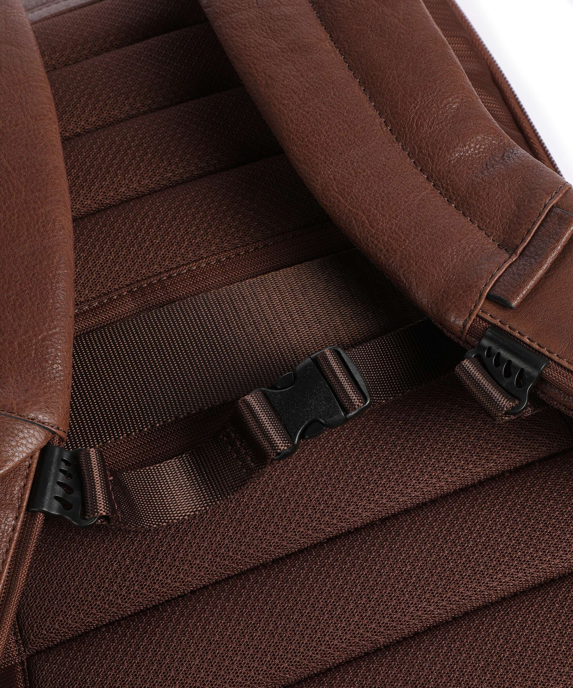 Piquadro S134BM Backpack brown
